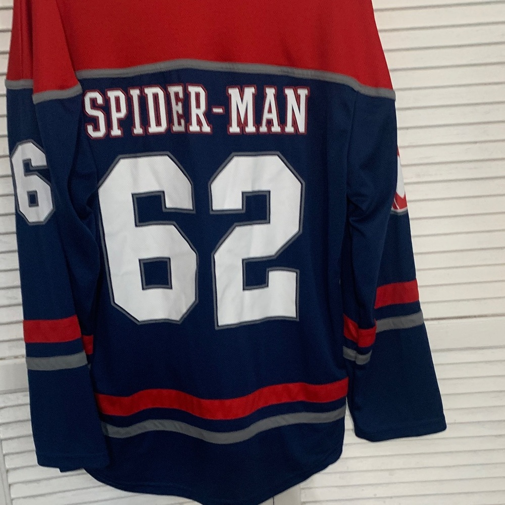 Marvel Spider-Man Red and Blue Jersey - Picture 8 of 9